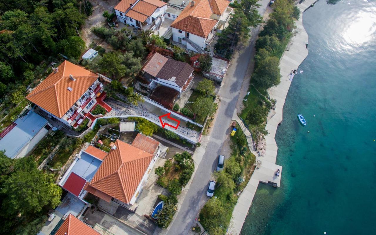 Apartments Nada Šilo Buitenkant foto